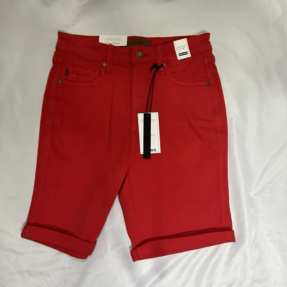 Judy Blue Shorts Womens M Red High Rise Tummy Control Cuffed Bermuda Stretch